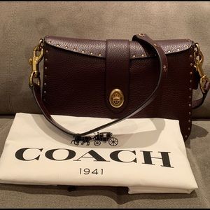 Coach 1941 Page 27